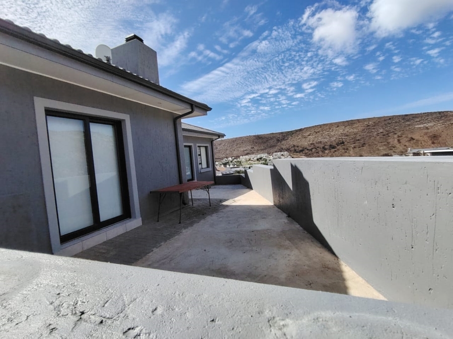4 Bedroom Property for Sale in Island View Western Cape